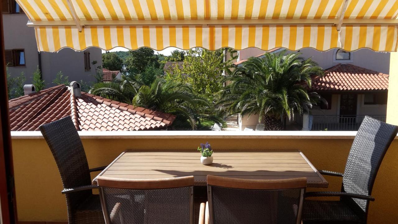 Oliva Holiday Apartment Banjole Exterior photo